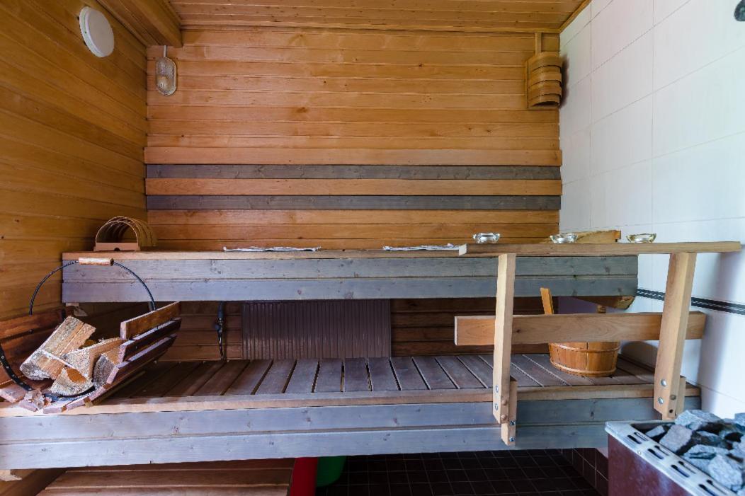 Poppelstrand Nuuksio, Pet Friendly Guest Apartment 外观 照片