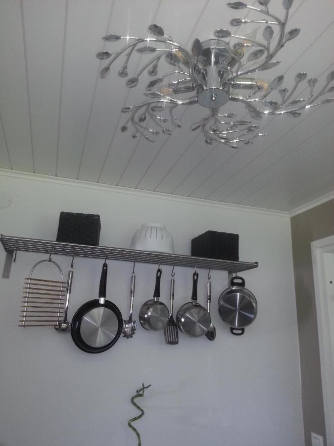 Poppelstrand Nuuksio, Pet Friendly Guest Apartment 外观 照片