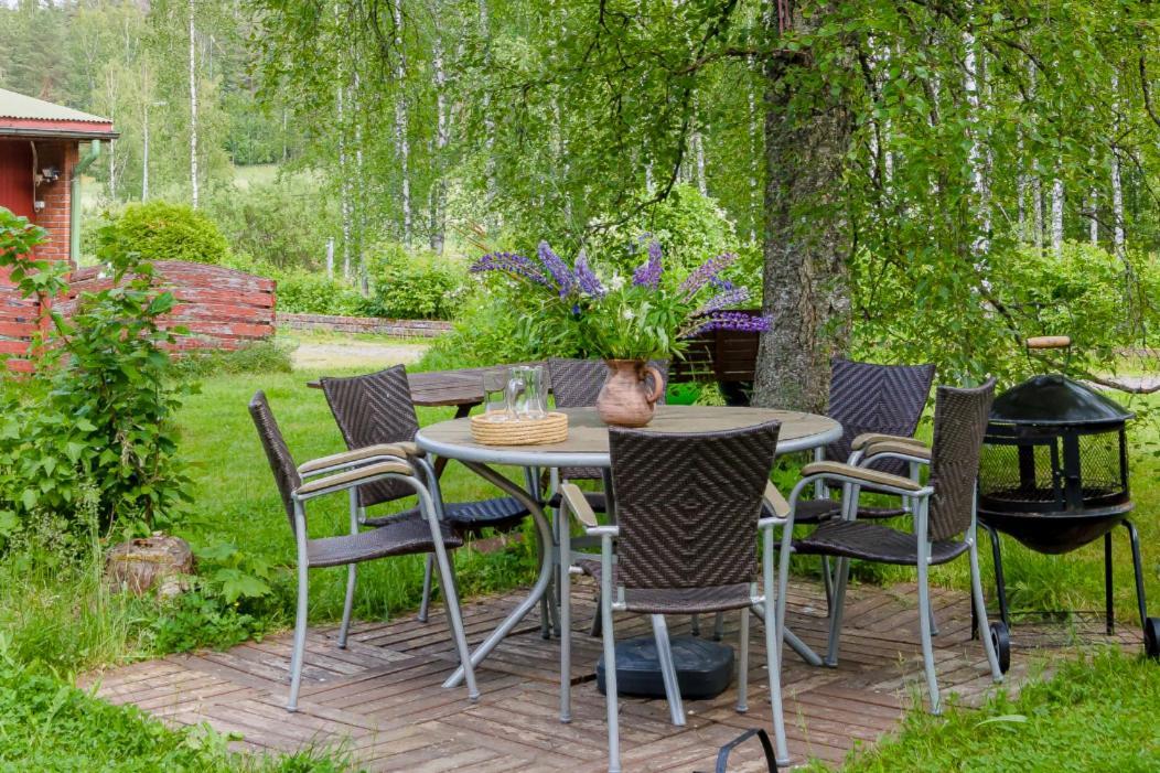 Poppelstrand Nuuksio, Pet Friendly Guest Apartment 外观 照片