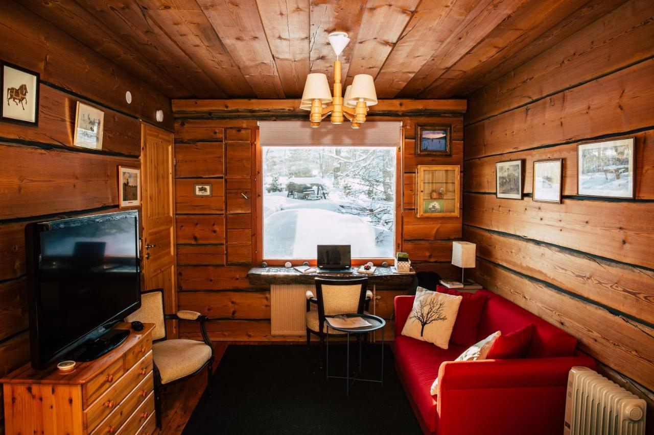 Poppelstrand Nuuksio, Pet Friendly Guest Apartment 外观 照片